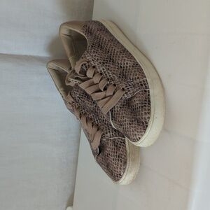 Sam Edelman Ethyl Snakeskin Lace Up Sneaker Size 8M